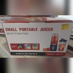 Small juicer